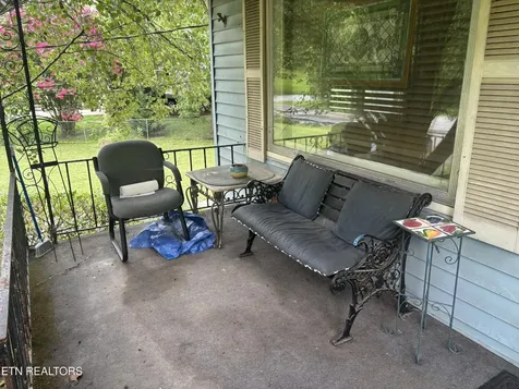 2119 Maple Drive Knoxville TN 37918