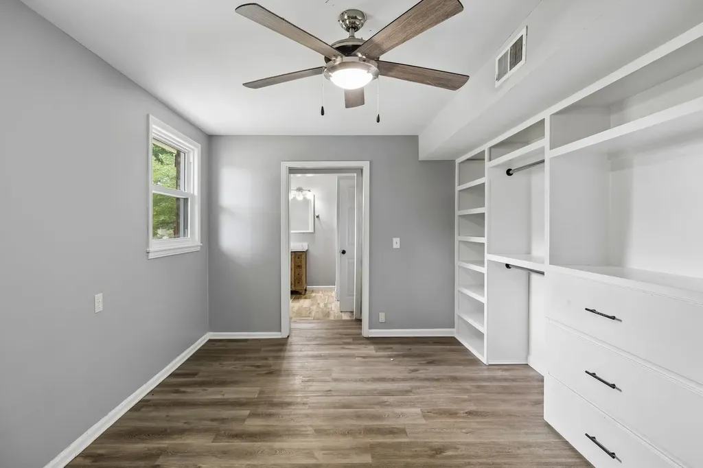 5140 Whitaker Drive Nashville TN 37211