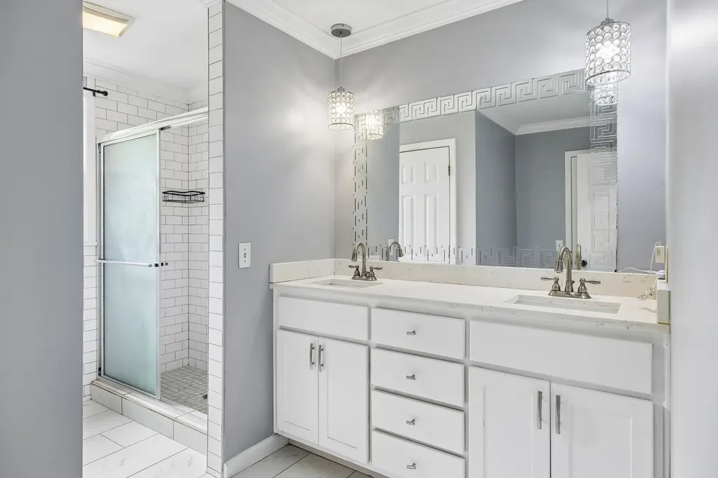 5140 Whitaker Drive Nashville TN 37211