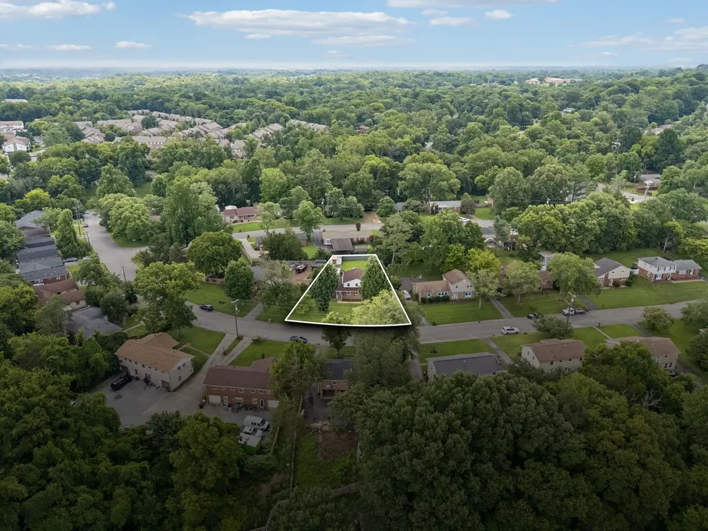 5140 Whitaker Drive Nashville TN 37211