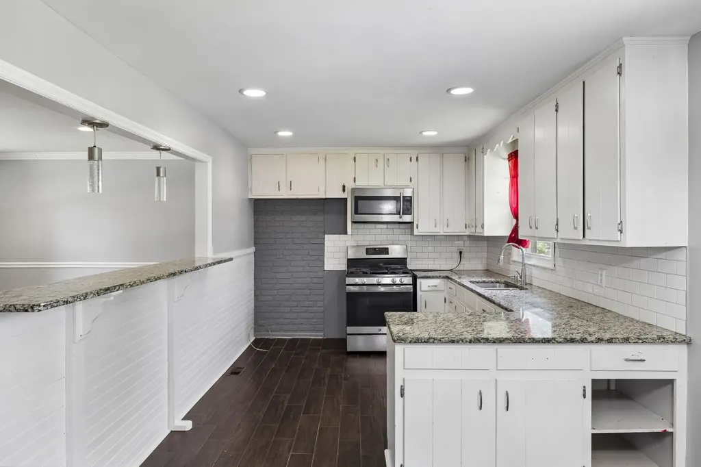 5140 Whitaker Drive Nashville TN 37211