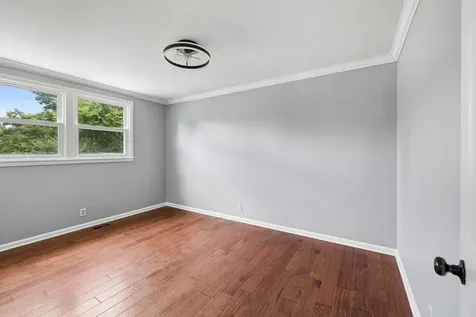 5140 Whitaker Drive Nashville TN 37211