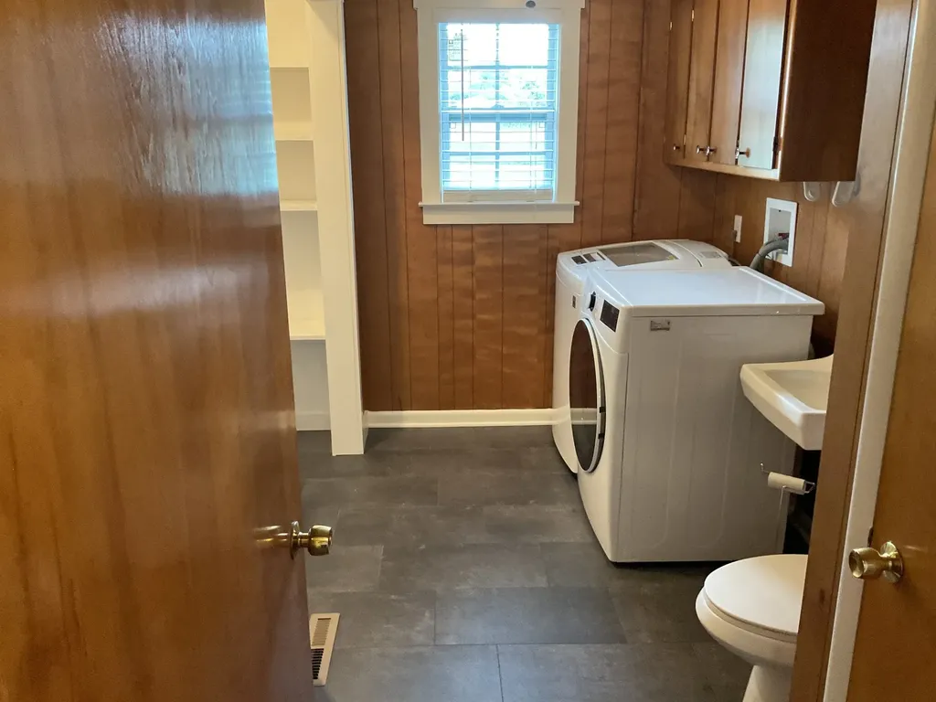 1227 Hazelwood Road Columbia TN 38401