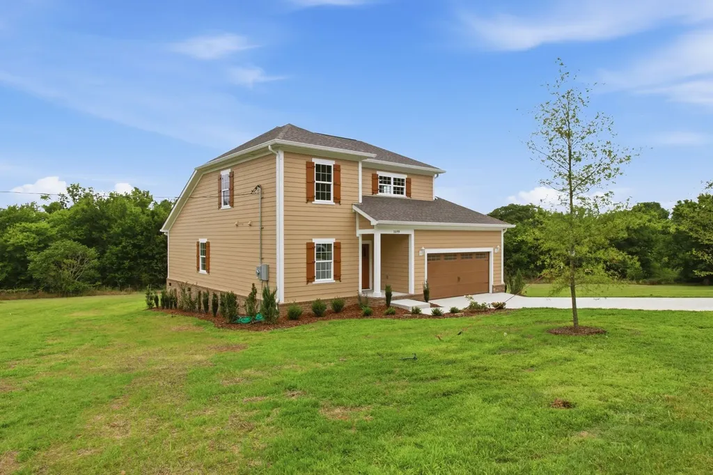 1699 Blue Moon Lane Columbia TN 38401