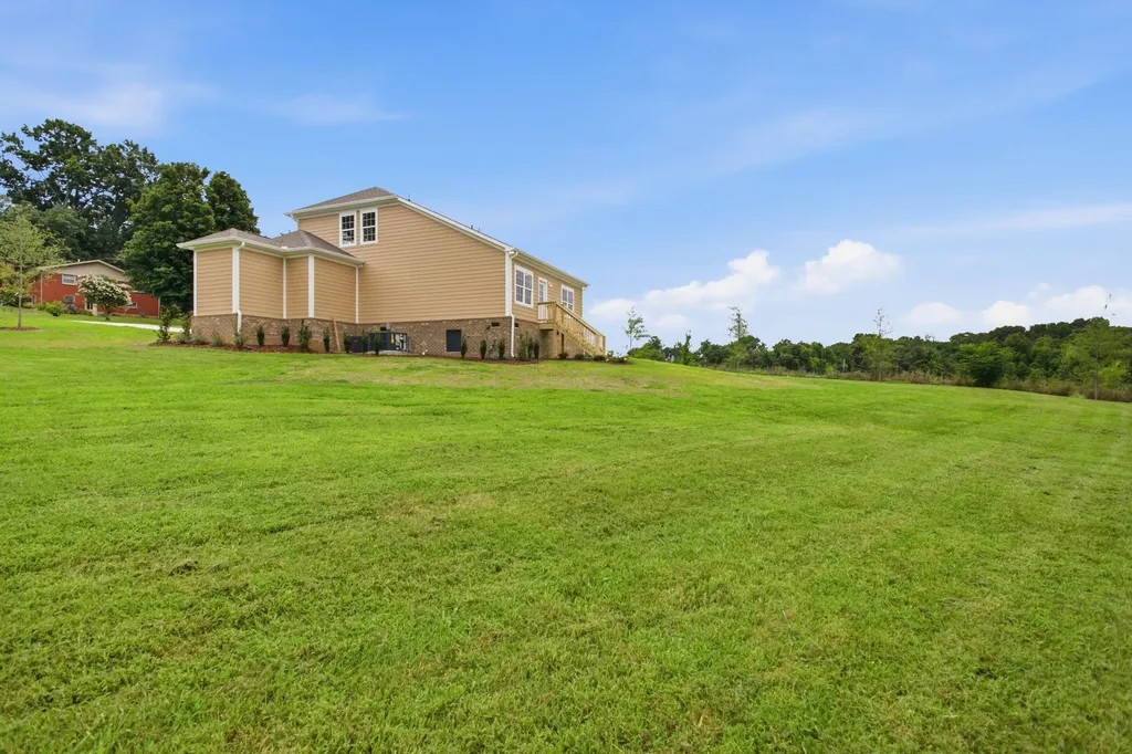 1699 Blue Moon Lane Columbia TN 38401