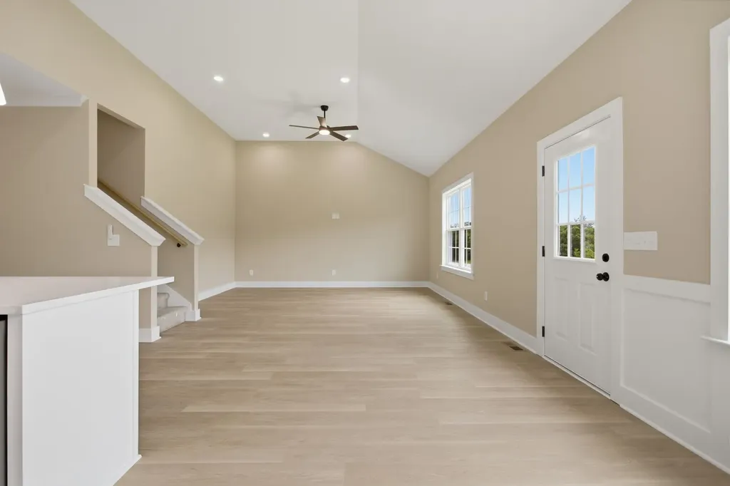1699 Blue Moon Lane Columbia TN 38401