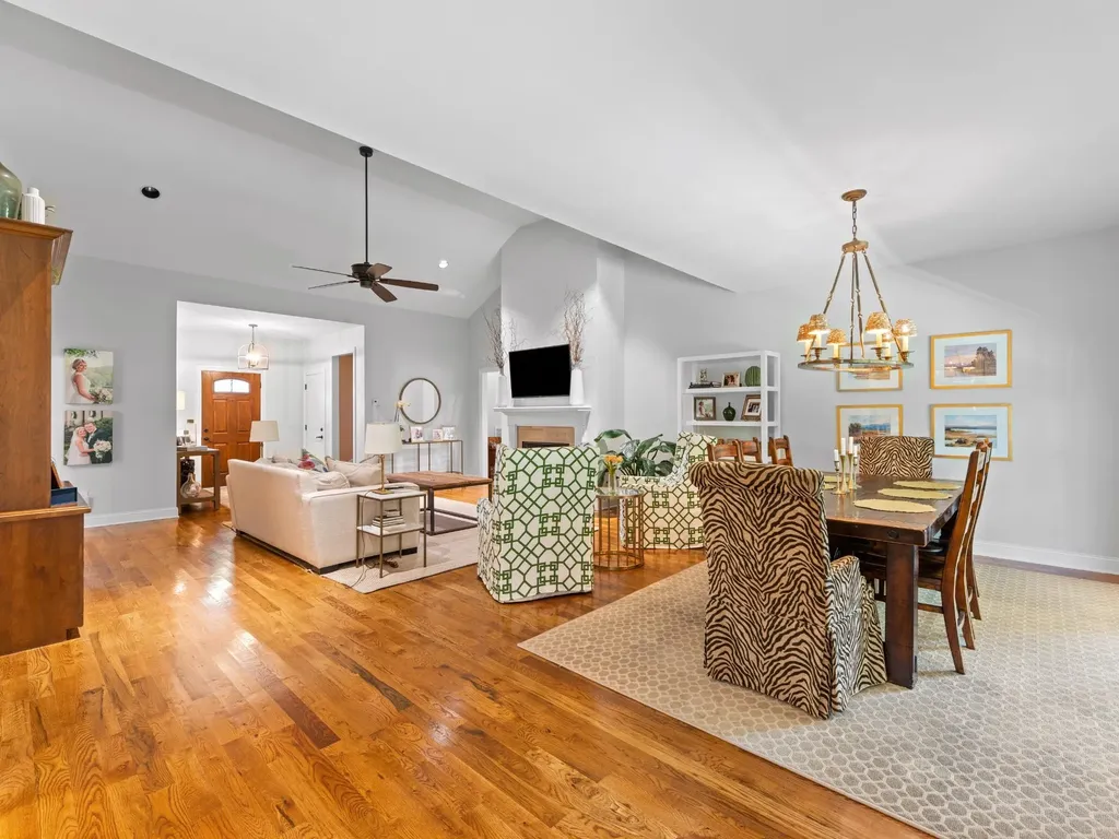 1422 Polo Fields Lane Columbia TN 38401