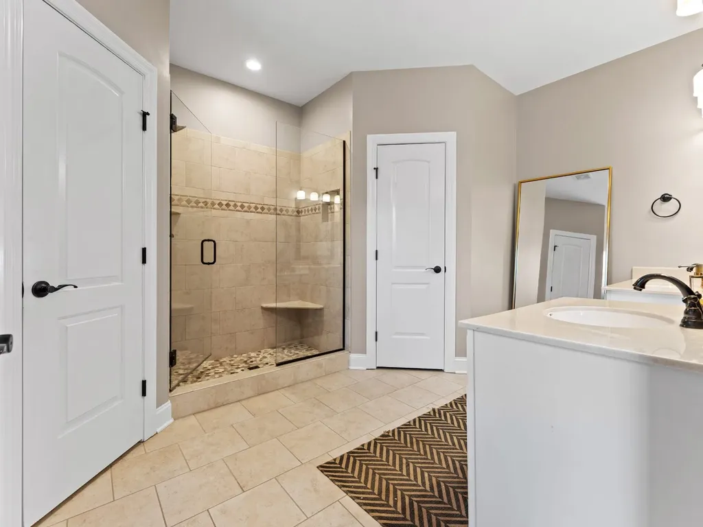 1422 Polo Fields Lane Columbia TN 38401