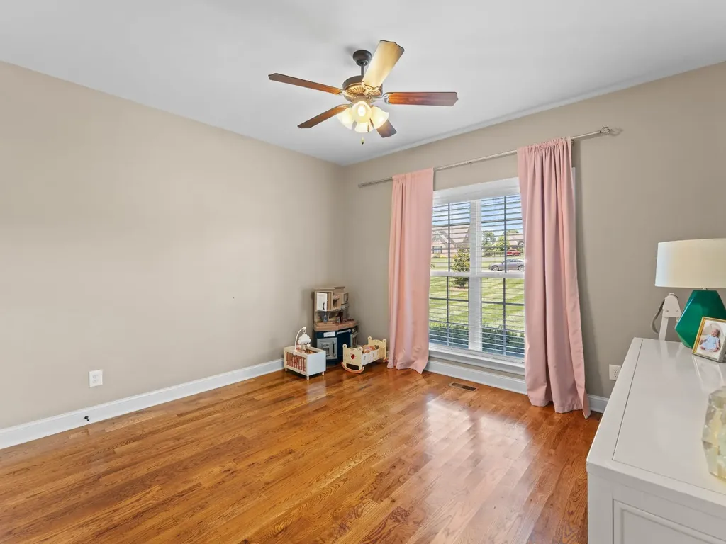 1422 Polo Fields Lane Columbia TN 38401