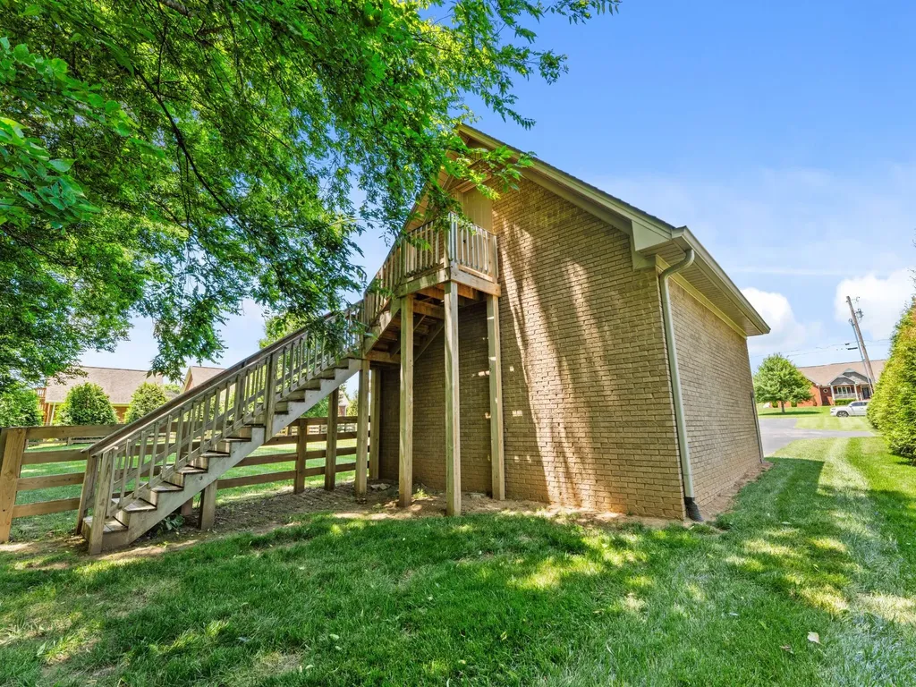 1422 Polo Fields Lane Columbia TN 38401