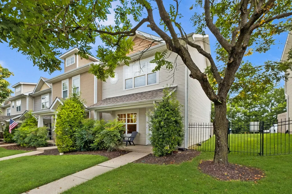 742 Vernon Avenue Nashville TN 37209