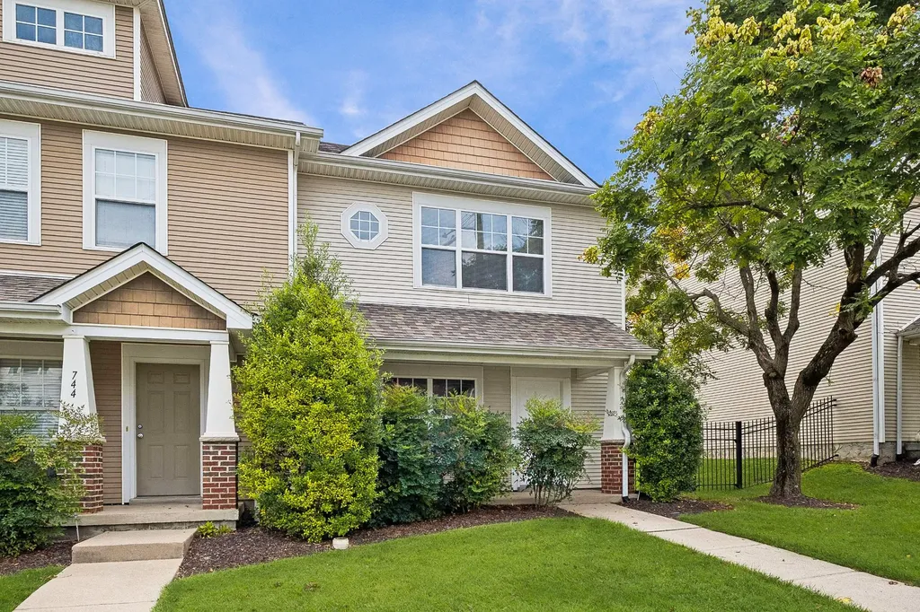 742 Vernon Avenue Nashville TN 37209