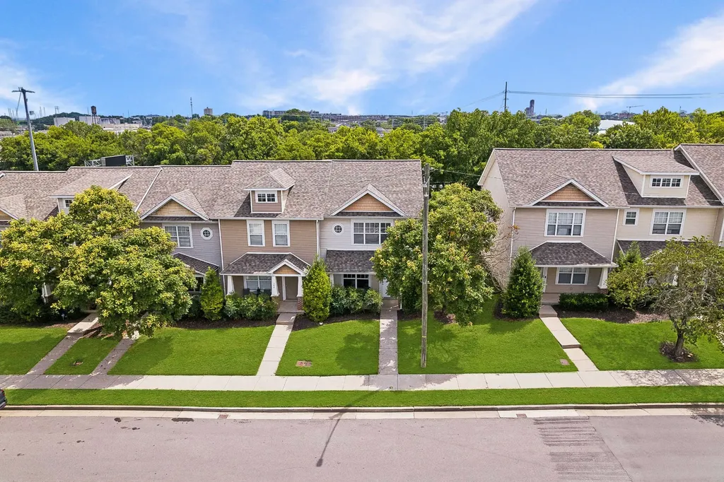 742 Vernon Avenue Nashville TN 37209
