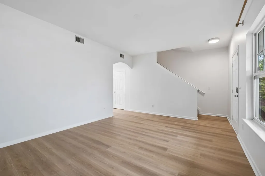 742 Vernon Avenue Nashville TN 37209
