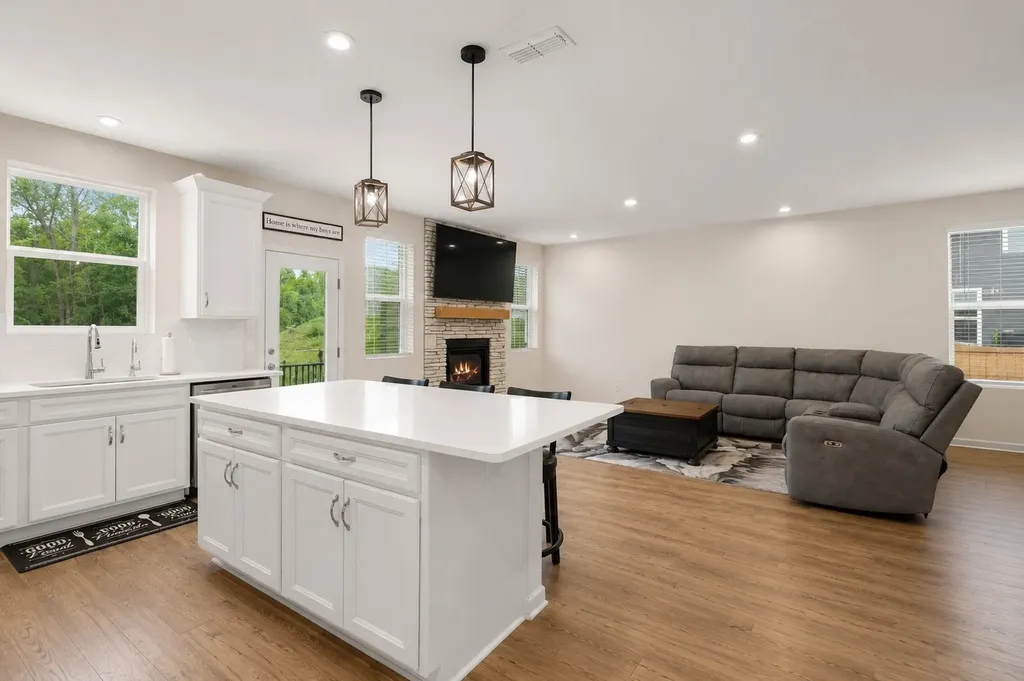1127 Aster Place Mount Juliet TN 37122