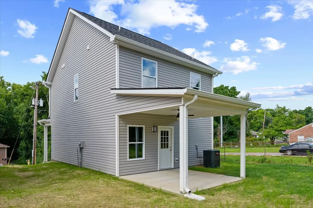 328 Mitchell Street Clarksville TN 37042