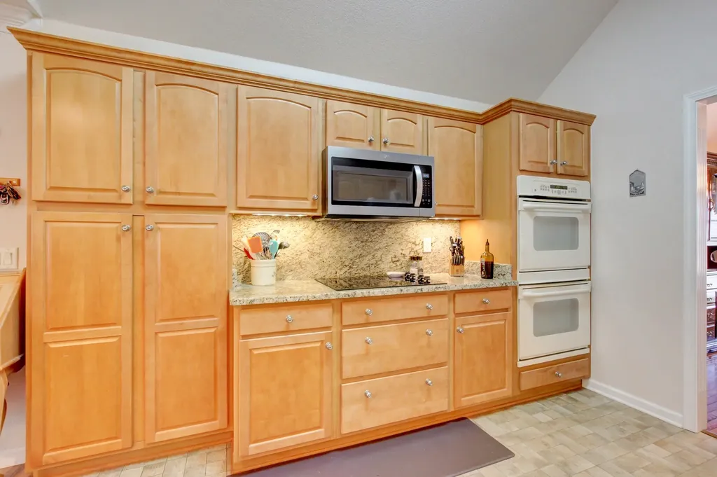2559 Hedgerow Lane Clarksville TN 37043