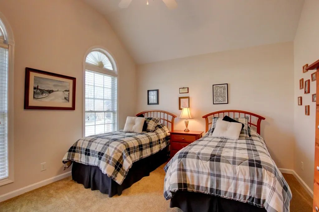 2559 Hedgerow Lane Clarksville TN 37043