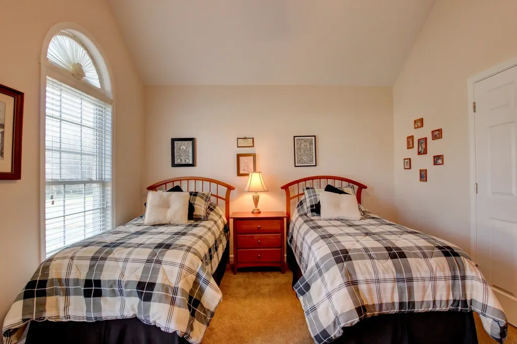 2559 Hedgerow Lane Clarksville TN 37043