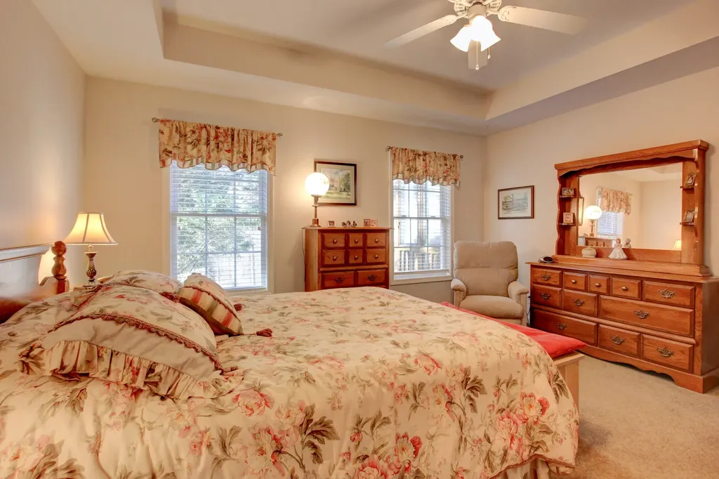 2559 Hedgerow Lane Clarksville TN 37043