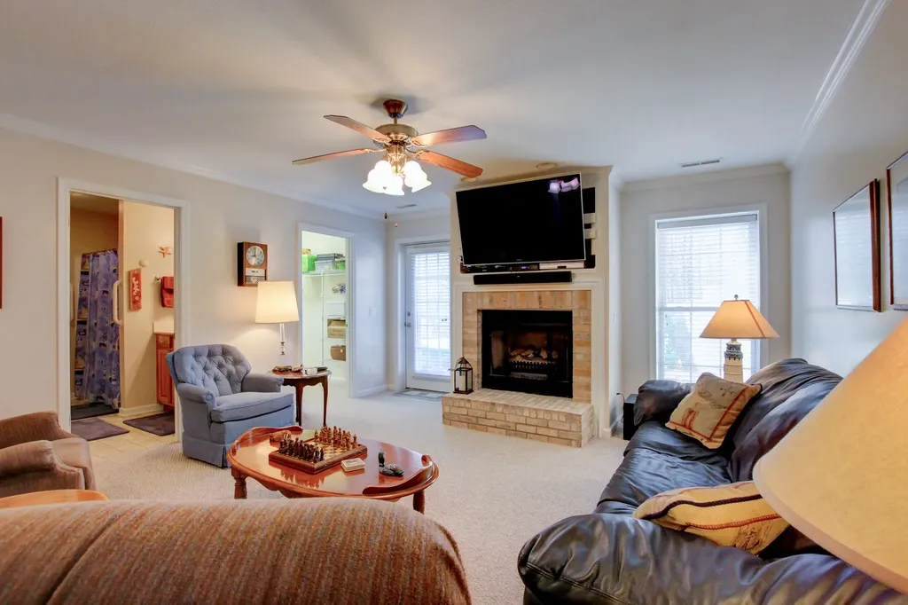 2559 Hedgerow Lane Clarksville TN 37043