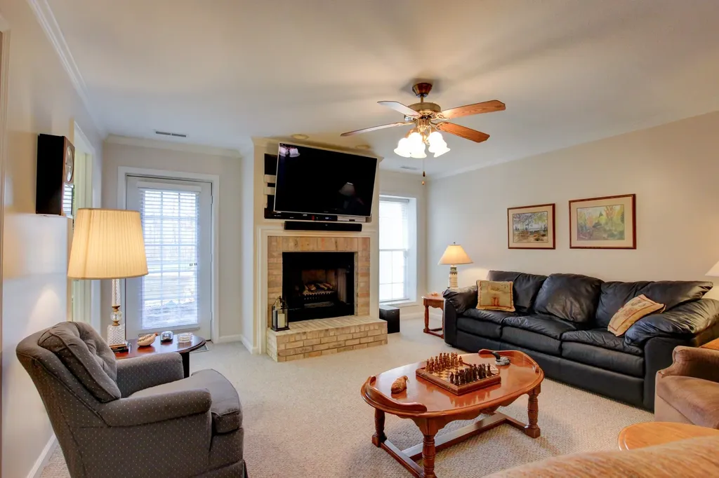 2559 Hedgerow Lane Clarksville TN 37043