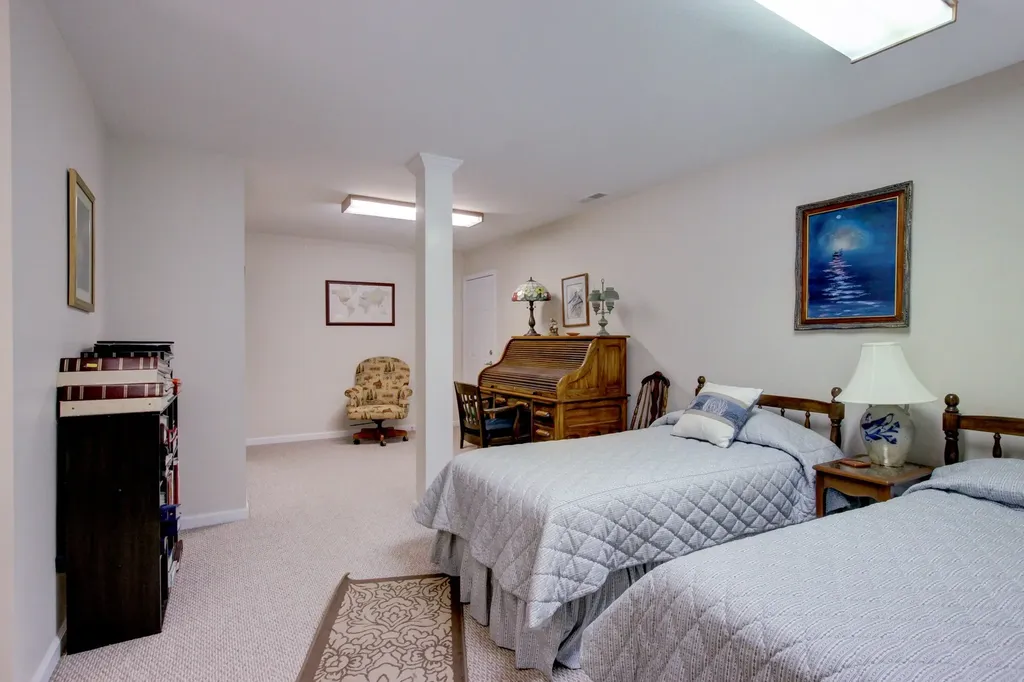 2559 Hedgerow Lane Clarksville TN 37043