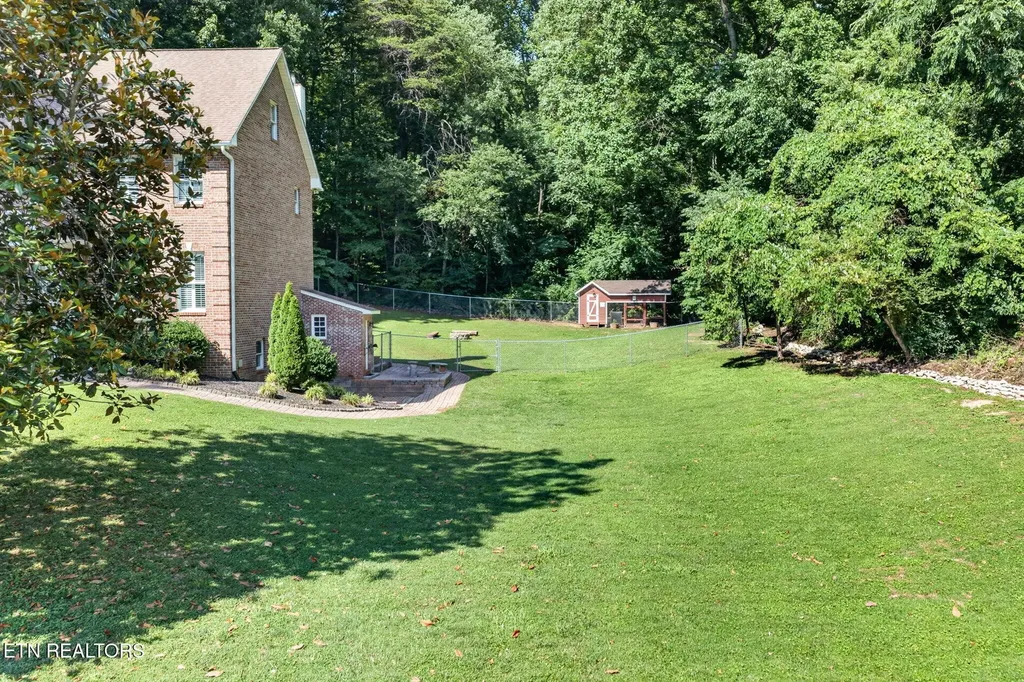 1515 Little John Lane Cookeville TN 38501
