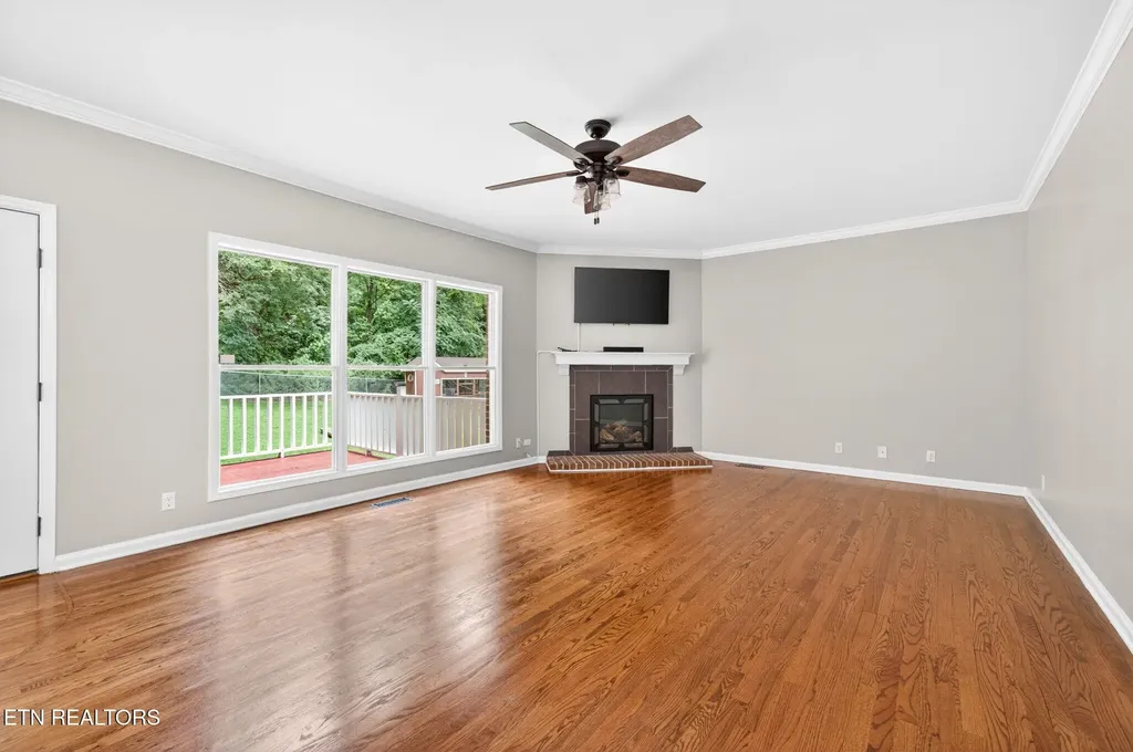 1515 Little John Lane Cookeville TN 38501