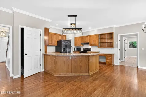 1515 Little John Lane Cookeville TN 38501