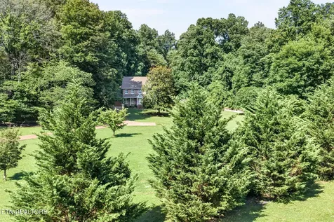 1515 Little John Lane Cookeville TN 38501