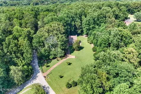 1515 Little John Lane Cookeville TN 38501