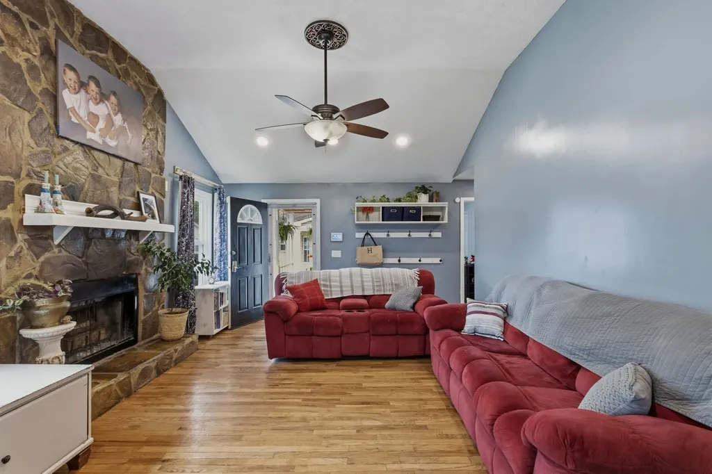 609 Eagle Court La Vergne TN 37086
