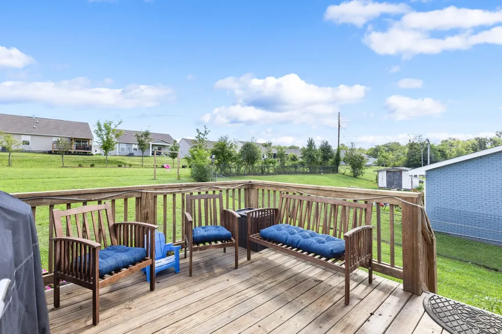 510 Calista Road White House TN 37188