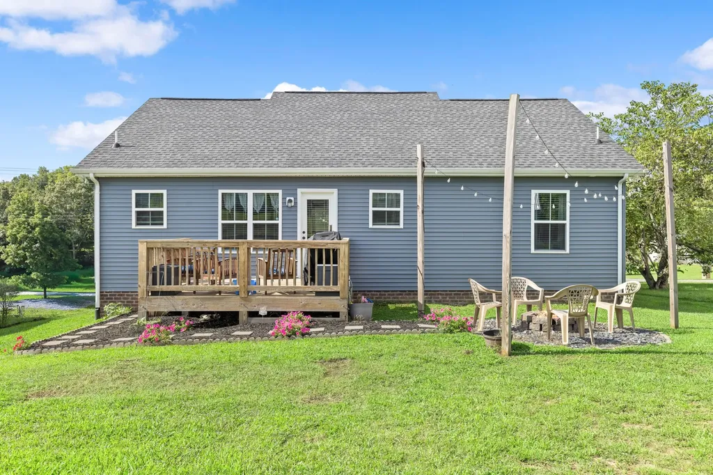 510 Calista Road White House TN 37188