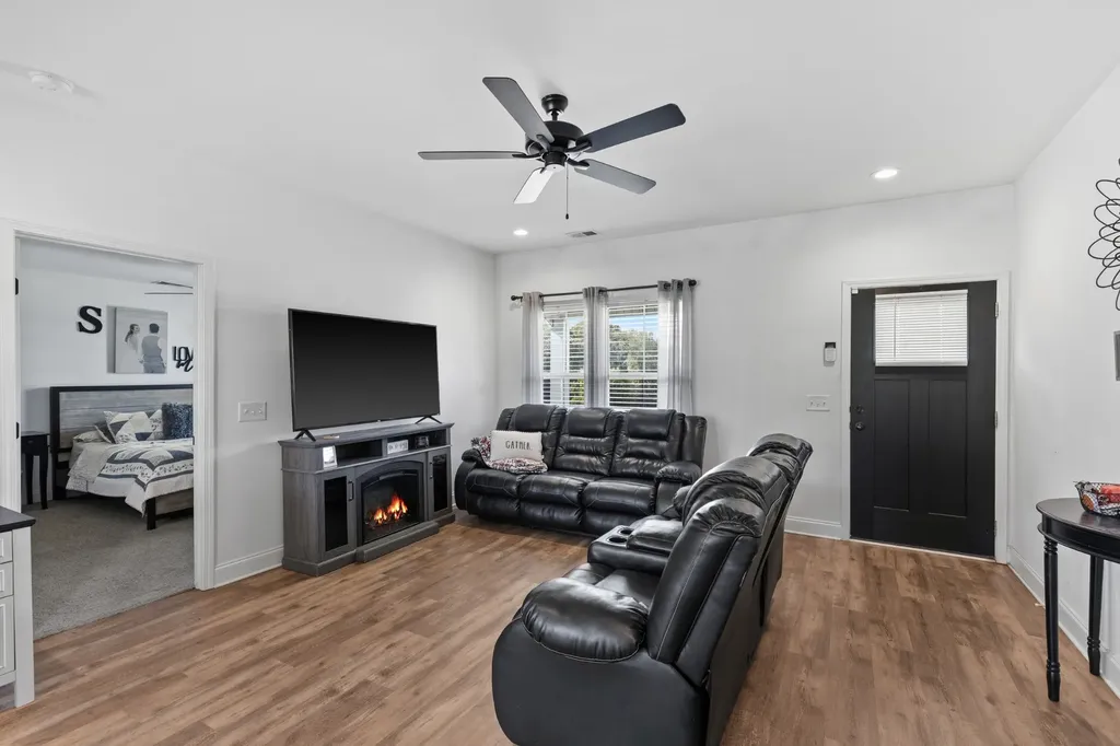 510 Calista Road White House TN 37188
