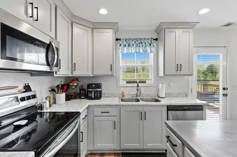 510 Calista Road White House TN 37188