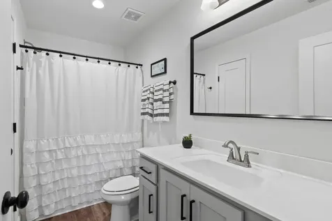 510 Calista Road White House TN 37188