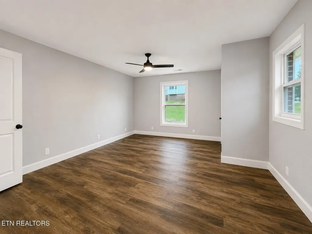 824 Poplar Springs Road Loudon TN 37774