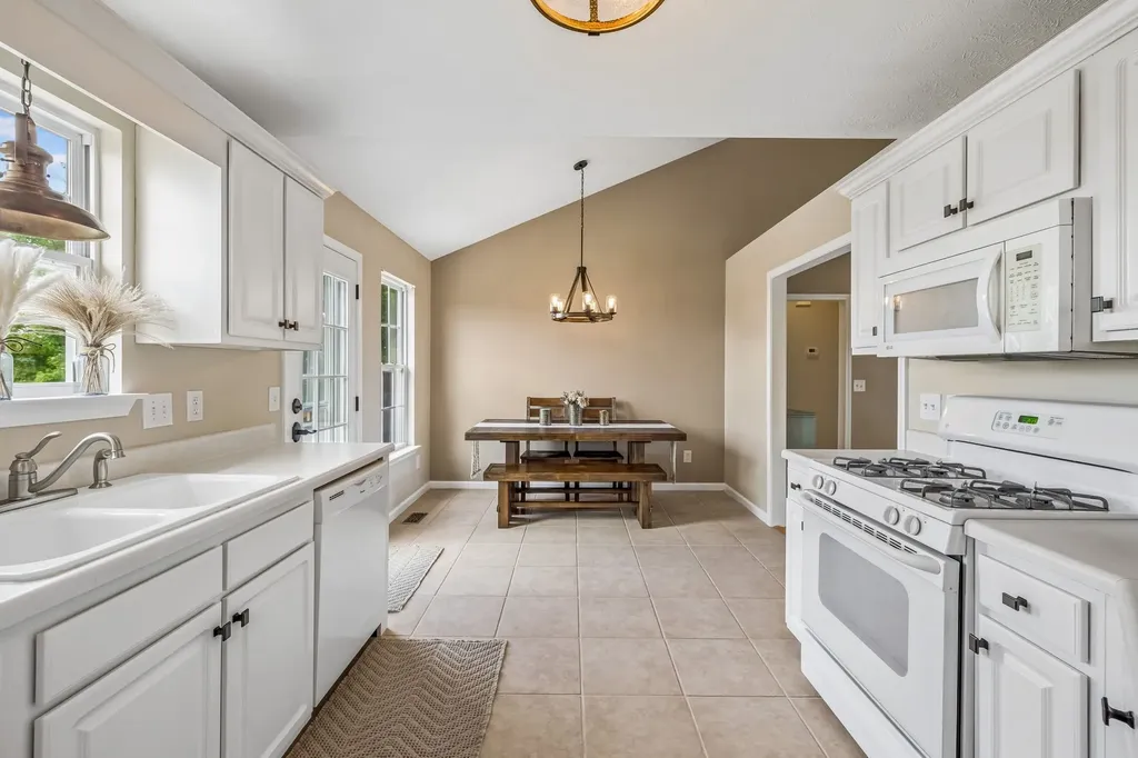 1066 Windtree Trace Mount Juliet TN 37122