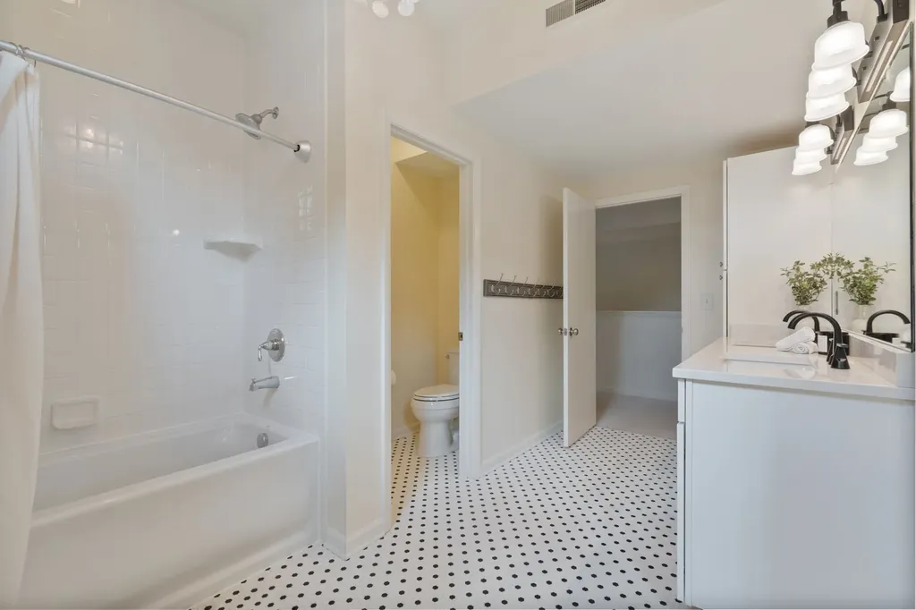 3106 Woodlawn Drive Nashville TN 37215