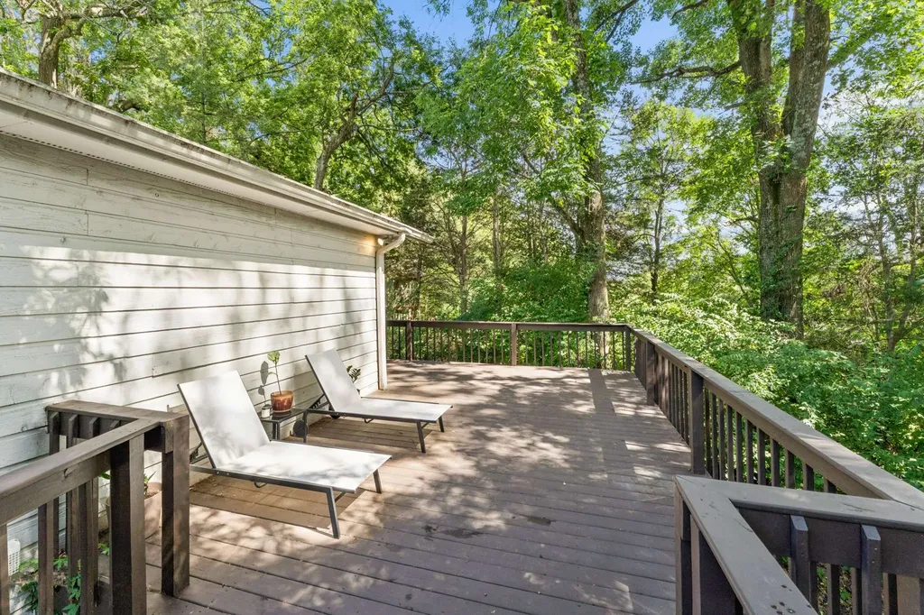 2601 Mesa Drive Nashville TN 37217