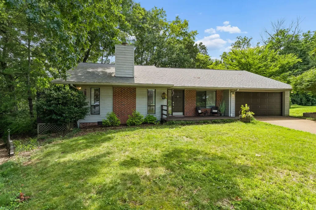 2601 Mesa Drive Nashville TN 37217