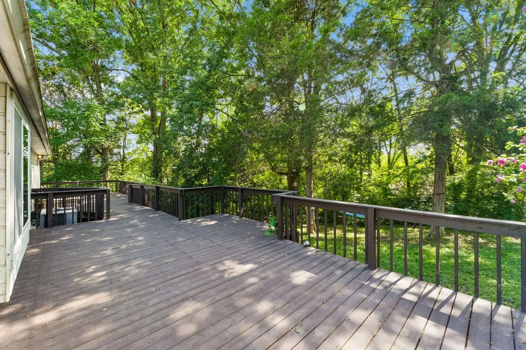 2601 Mesa Drive Nashville TN 37217