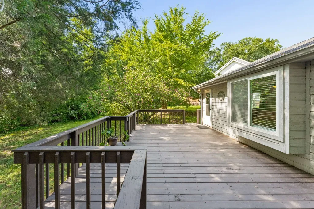 2601 Mesa Drive Nashville TN 37217