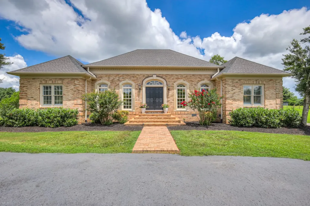 1110 Sequoya Trail Columbia TN 38401