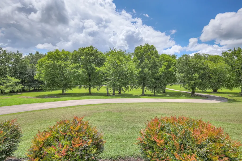 1110 Sequoya Trail Columbia TN 38401