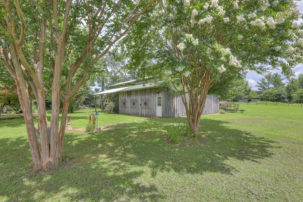 1110 Sequoya Trail Columbia TN 38401