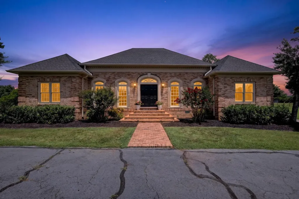 1110 Sequoya Trail Columbia TN 38401