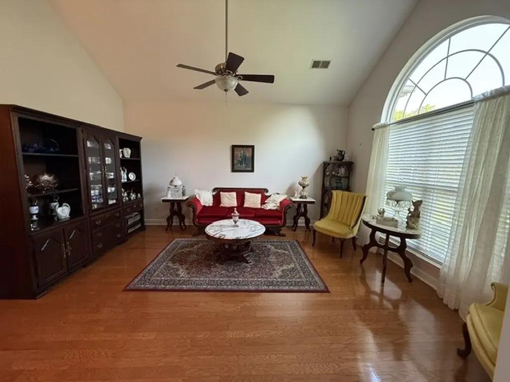 2 Hale Court Lebanon TN 37087